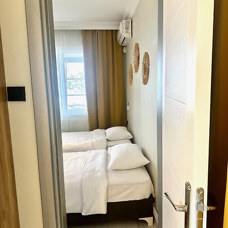 Hotel Kingway *